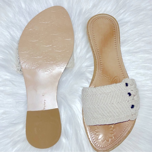 🇨🇴🦋 Handwoven Wayuu Sandals - Picture 5 of 7